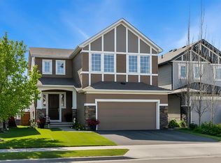 105 S Ravenskirk Close SE, Airdrie, AB T4A 0T1