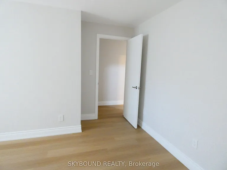 98 Barton St #1 — Photo 22
