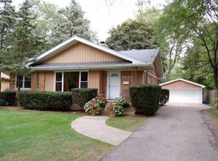 5949 Dunham Rd, Downers Grove, IL 60516