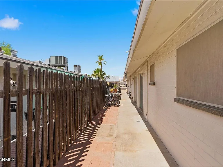 1321 E Carol Ave #3 — Photo 14