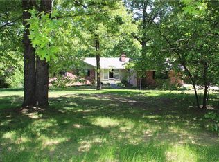 20062 Edgewood Cir, Siloam Springs, AR 72761