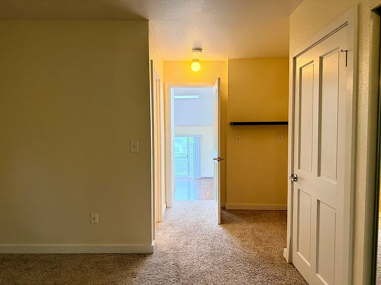 804 Market St — Photo 21