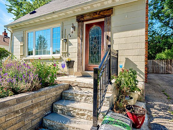 4th image of 54 Coriano St