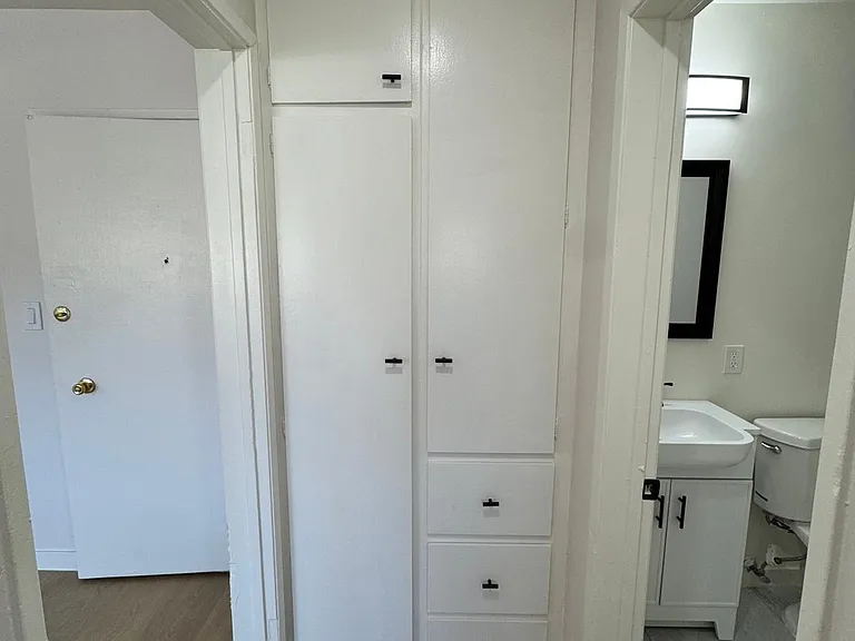 4315 Burns Ave #112 — Photo 5