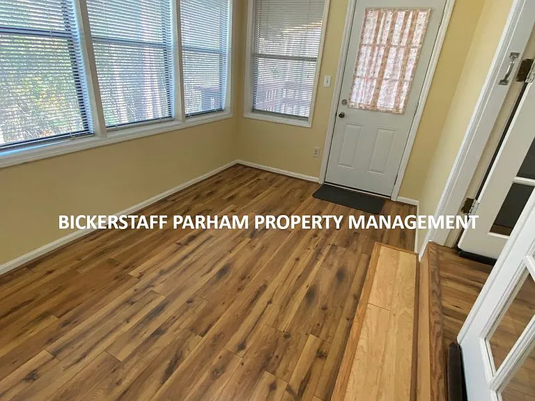 6319 Milgen Rd #4 — Photo 7