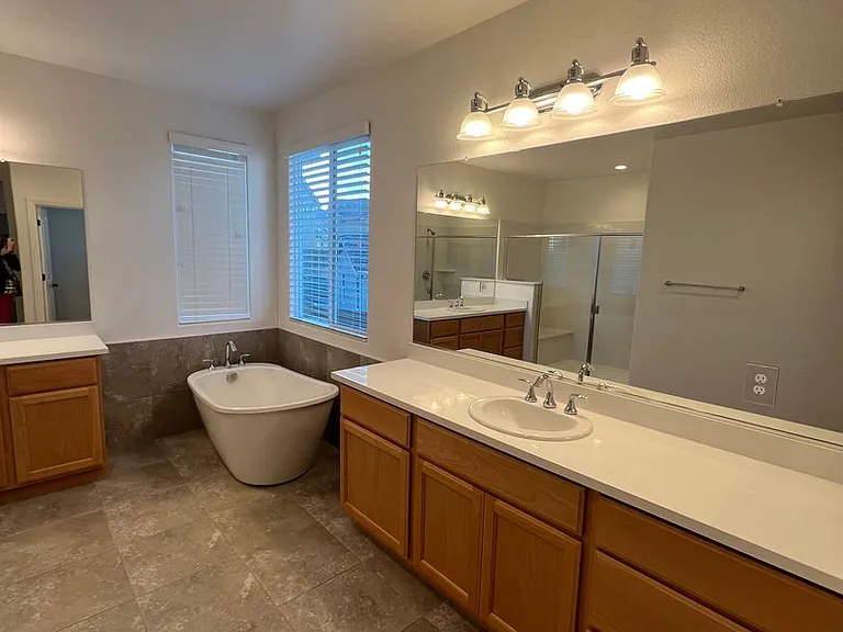 1512 Peony Ln — Photo 23