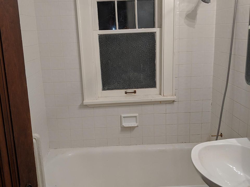1st image of 1312 Evelyn St #1