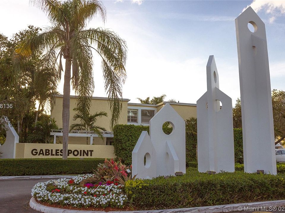 Gables Point 1