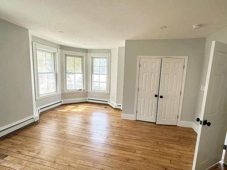 72 Crystal Cove Ave #72R — Photo 3