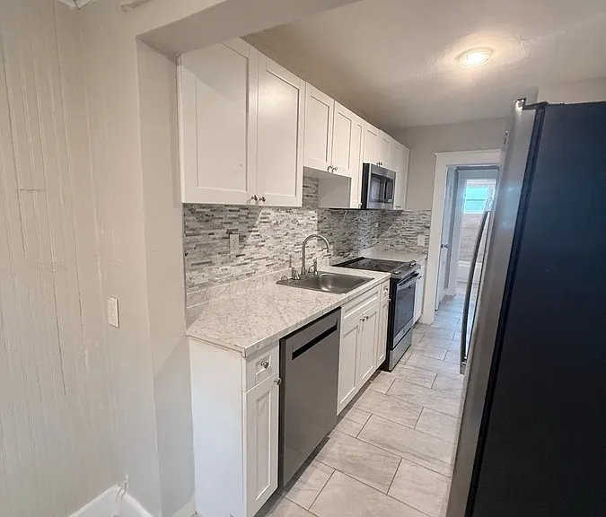 1103 Drew St #1 — Photo 18