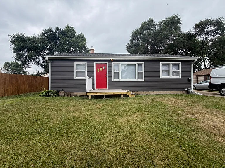 907 Merrill Ave — Photo 22
