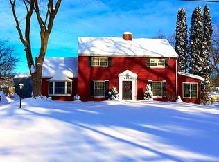 2526 McCain Rd, Jackson, MI 49203