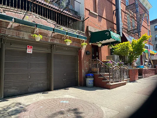 Sold by Farran & Associates | media 8