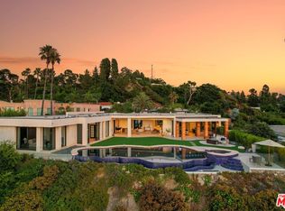 455 Castle Pl, Beverly Hills, CA 90210