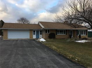 3711 Sand Spring Rd, Schnecksville, PA 18078