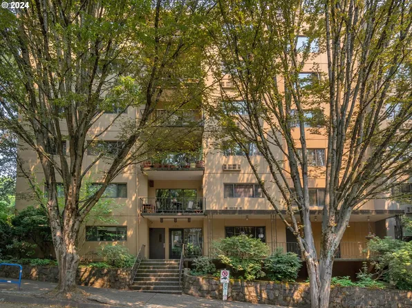 2021 SW Main St Unit 21, Portland, OR 97205