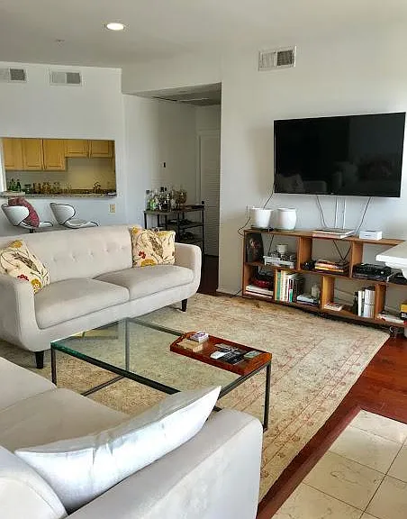 8349 Blackburn Ave #302 — Photo 30