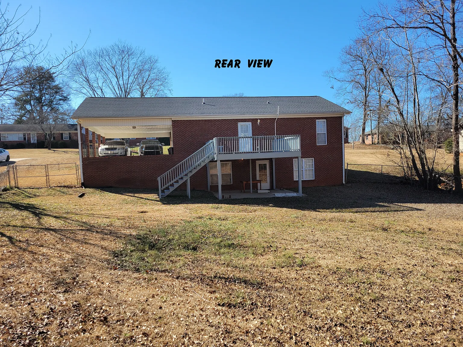 4 bed, 2200 sqft, $1,700 — Photo 2