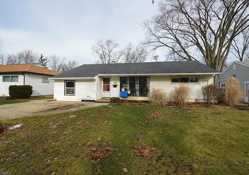 1st image of 8776 Newkirk Dr