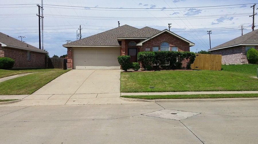 1st image of 433 Leisure Dr