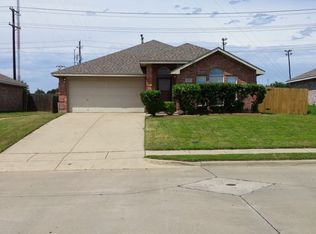 433 Leisure Dr, Cedar Hill, TX 75104