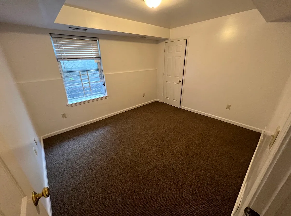 3 bed, $2,700 — Photo 4
