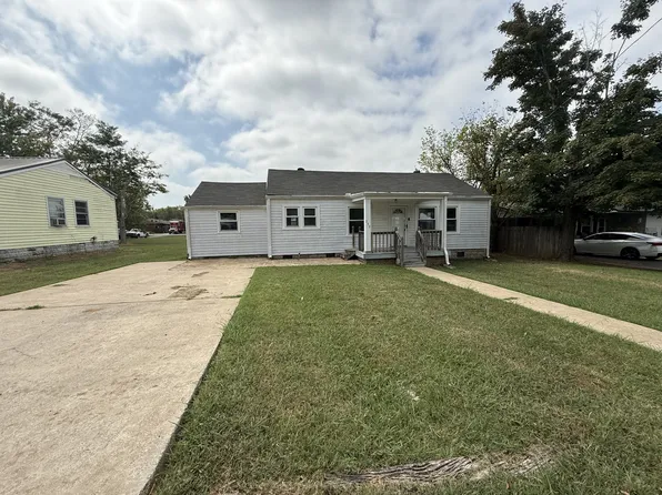 732 Meadowlane Dr, Lebanon, TN 37087