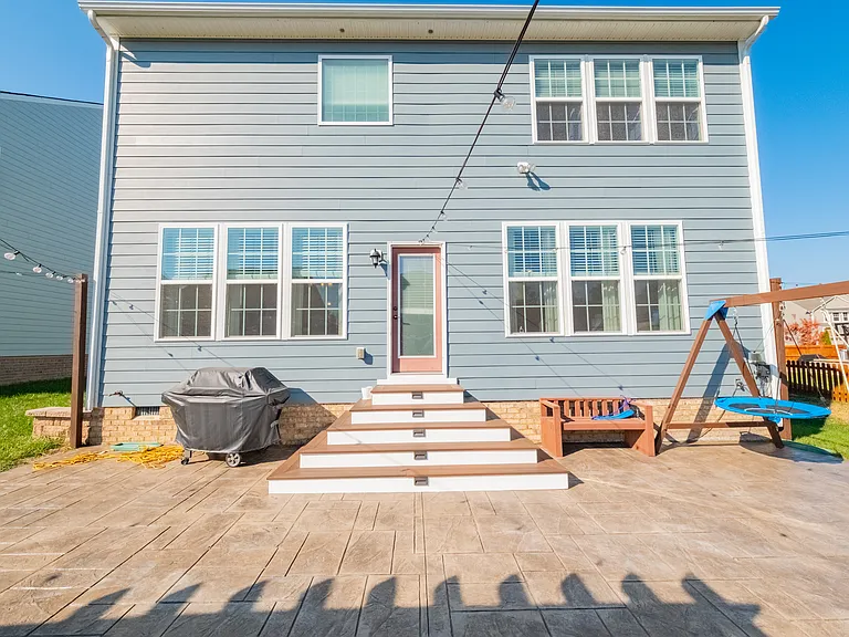 10878 Holman Ridge Rd — Photo 16