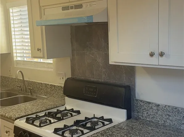 218 E 25th St, Long Beach, CA 90806
