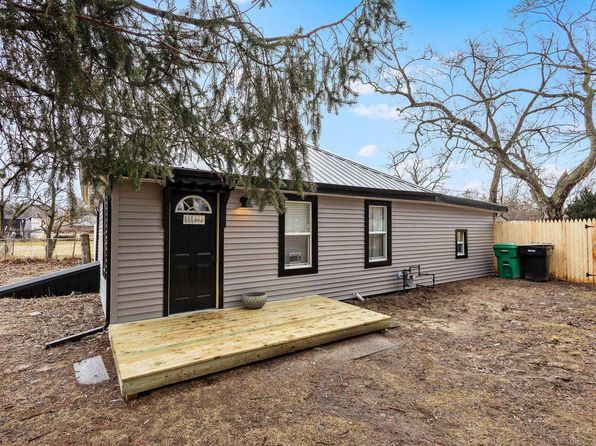 52804 Forestbrook Ave, South Bend, IN 46637