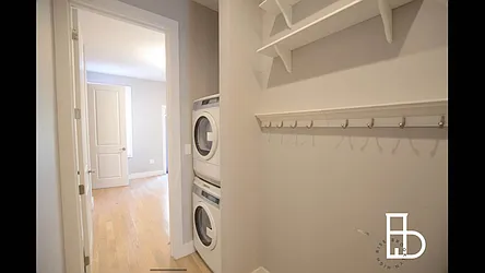 Rented by Roomeze