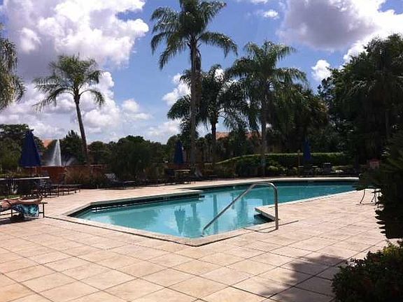 3rd image of 10749 Cleary Blvd APT 210