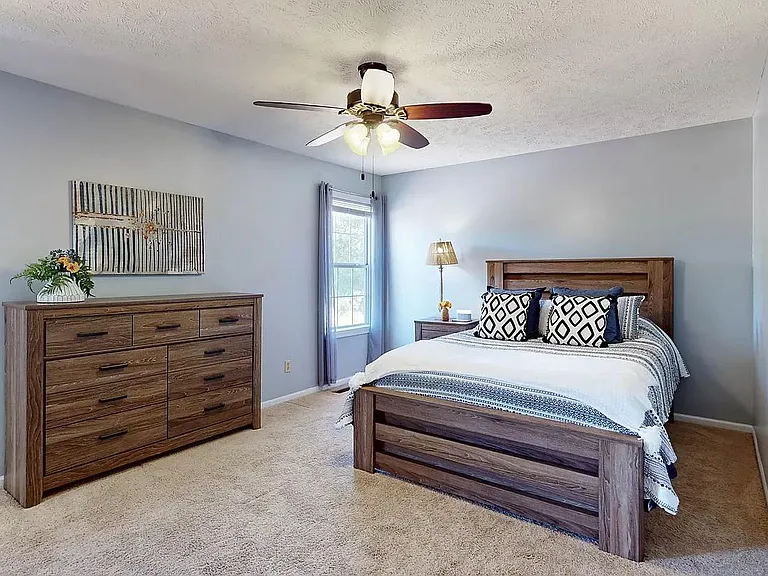 2610 Carrington Ln — Photo 13