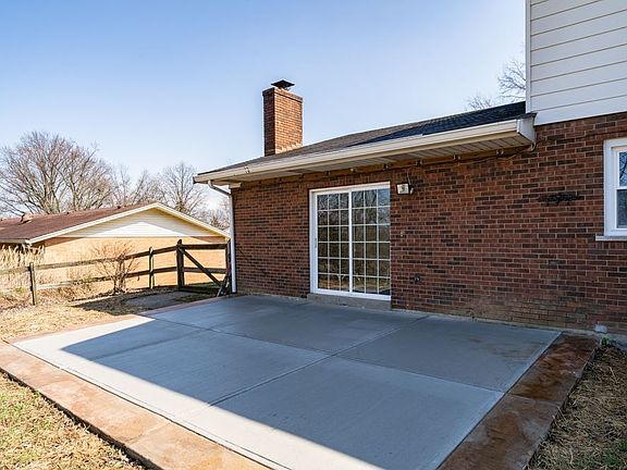 4th image of 114 Vernon Dr