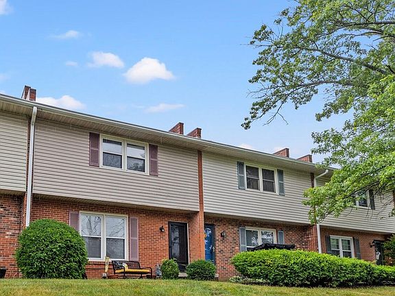 2nd image of 418 Macadam Dr