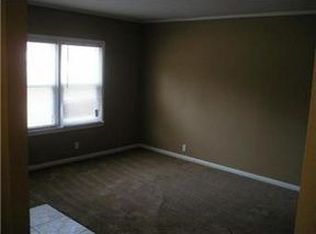 7215 Olive St, Kansas City, MO 64132