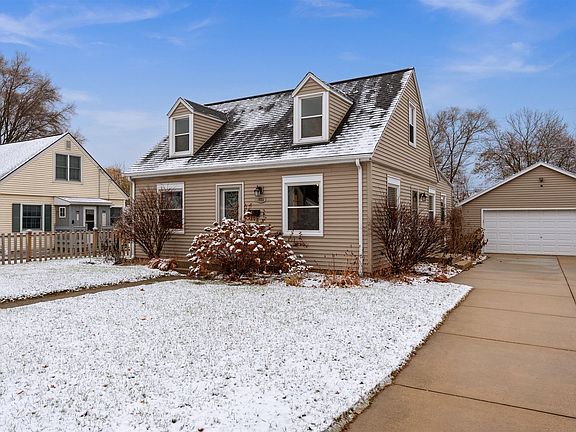 2nd image of 1035 Birchwood Dr