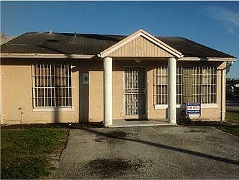 1st image of 18187 NW 41st Ct