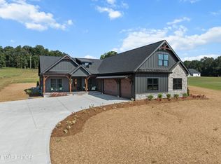 5910 John Dr, Greenback, TN 37742