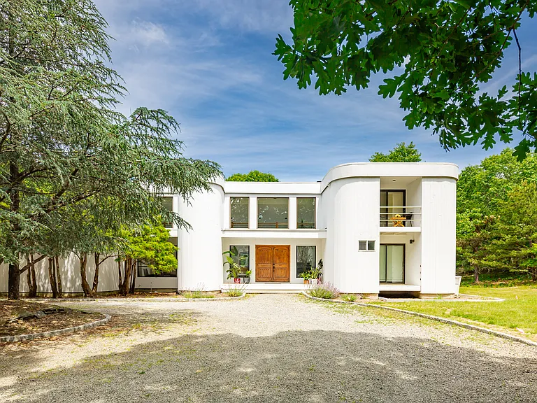 404 Water Mill Towd Rd — Photo 3