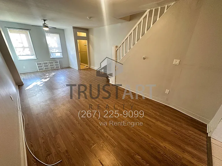 1867 E Wensley St — Photo 7