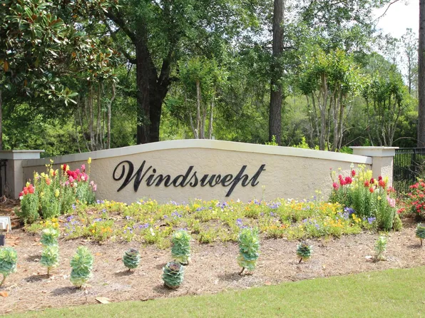 12 Club House Dr E, Freeport, FL 32439