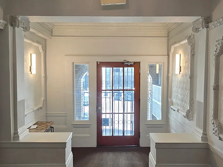 1141 Post St #9 — Photo 2