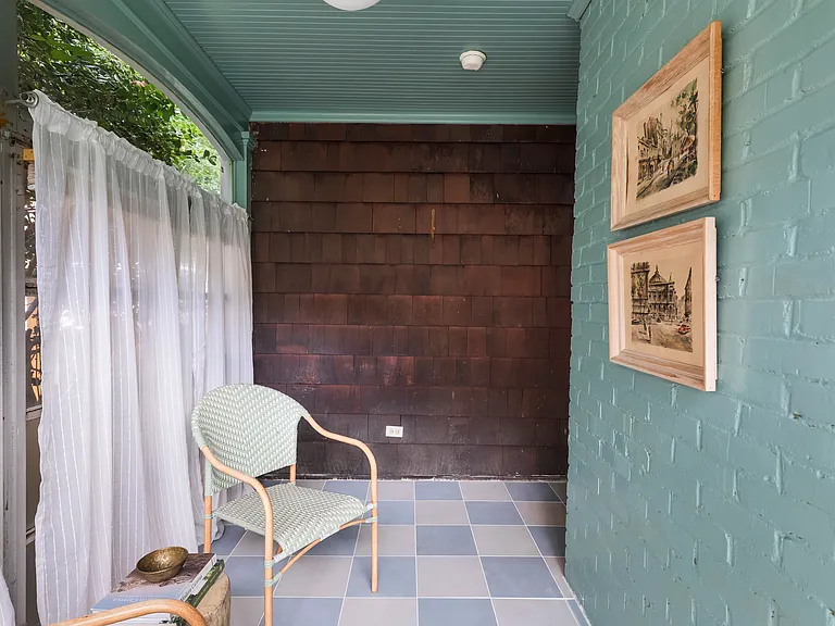 2431 W Woodland Cir — Photo 39