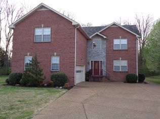 2004 Butler Cv, Lebanon, TN 37087