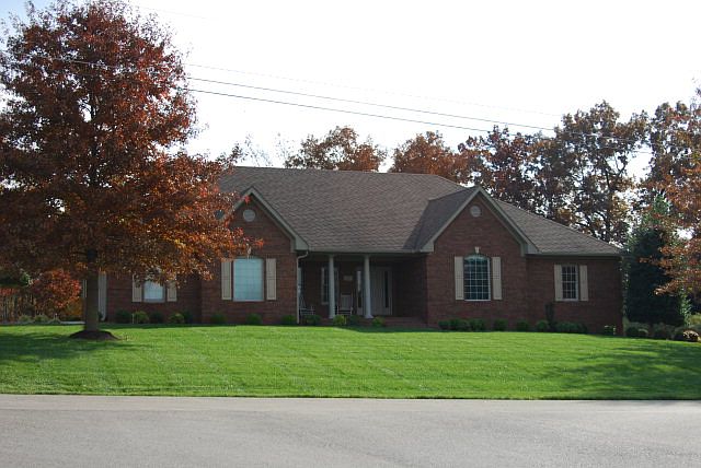 1st image of 130 Liz Ln