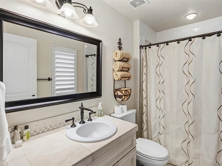 65L Ash St — Photo 37