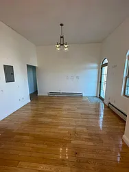 Rented by FRESH SPACES NYC