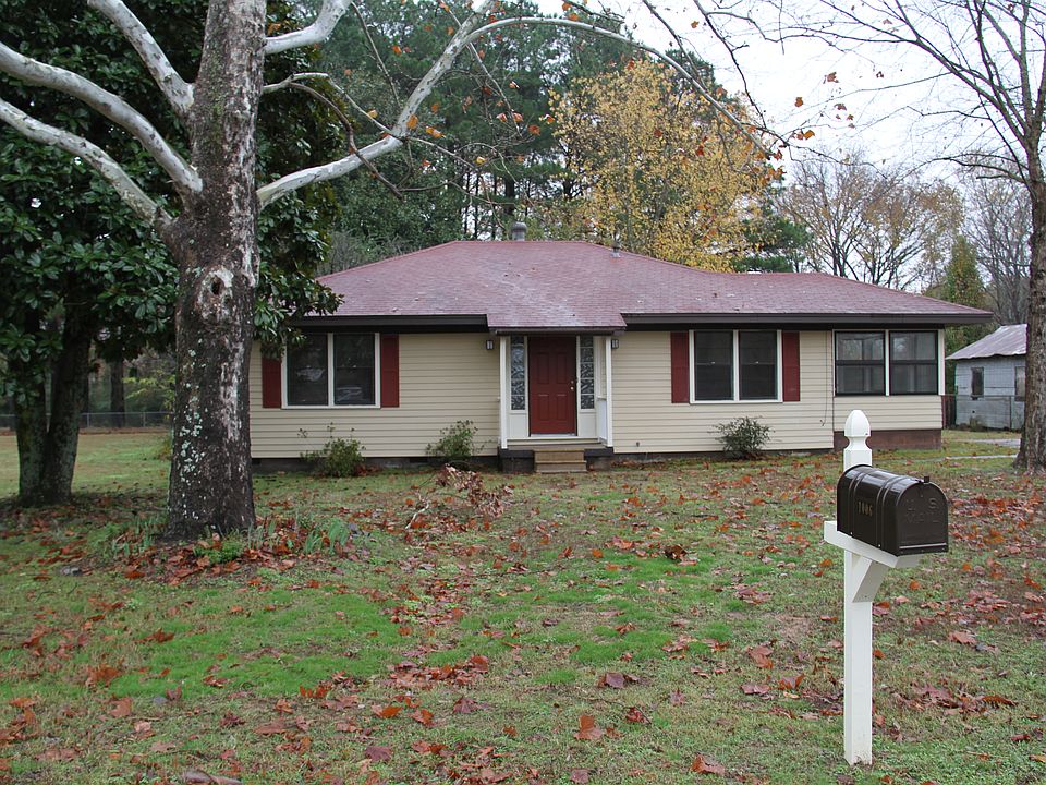1st image of 1006 Pioneer Road