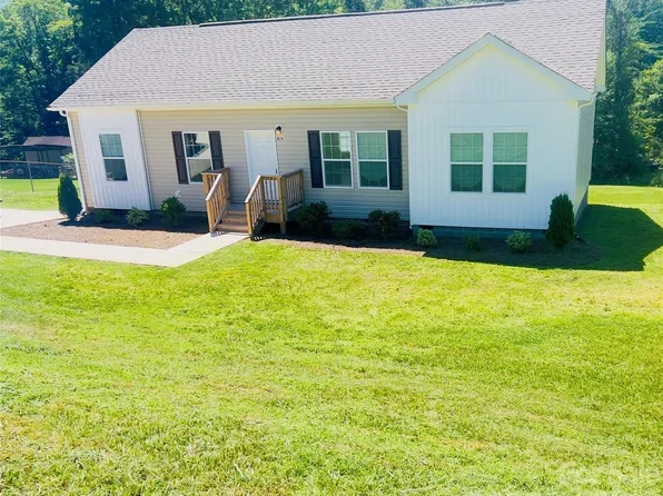 819 Wellwood Ave, Statesville, NC 28677